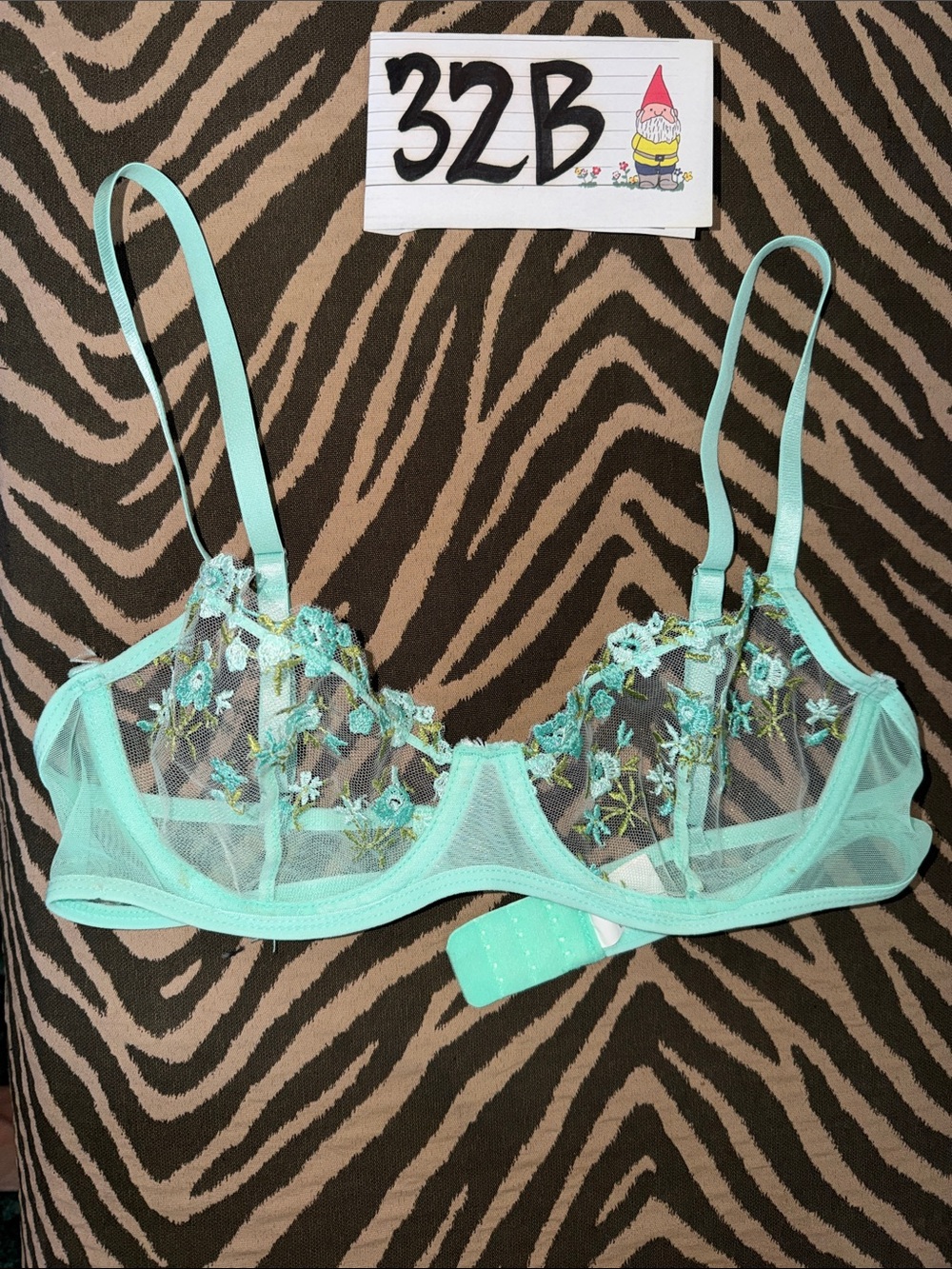 B10 Small Sheer floral Embroidered Balconette Bra - Mint Green - 32B